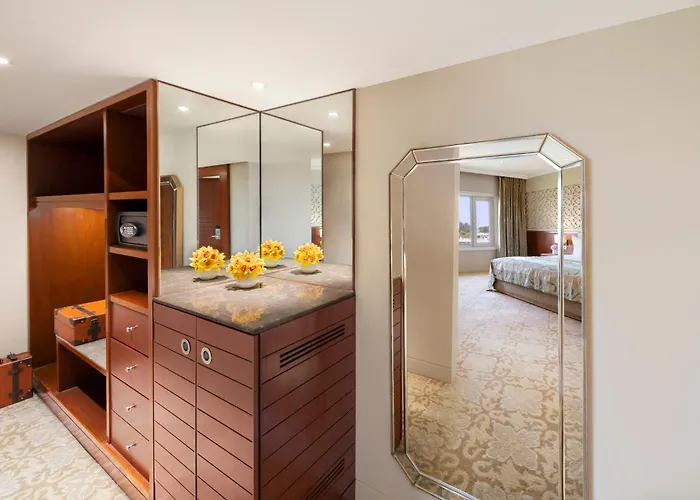 Club Junior Suite