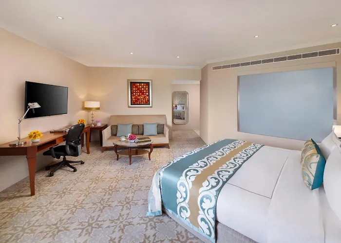 Club Junior Suite