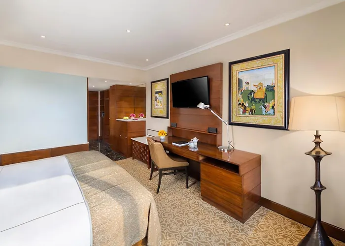 Diplomatic King Room